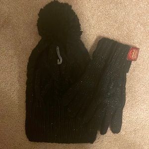 Faded Glory Hat and Glove Set NWOT